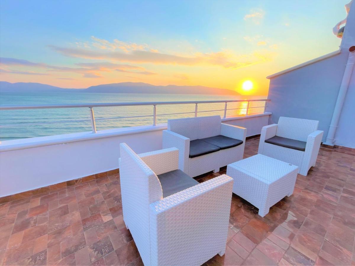 Sky & Sea Viewing Apartment Vlorë Exteriör bild